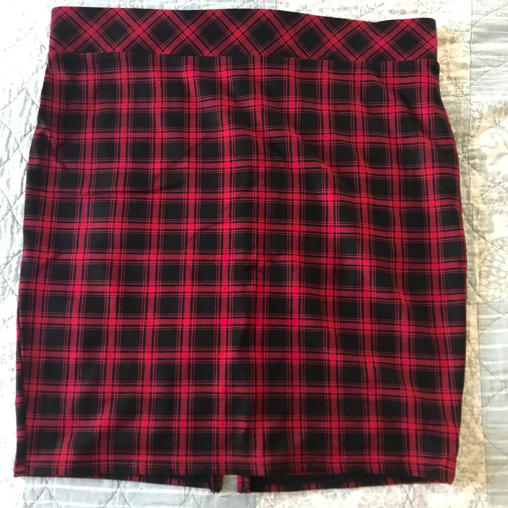 Torrid Plaid Ponte Pencil skirt